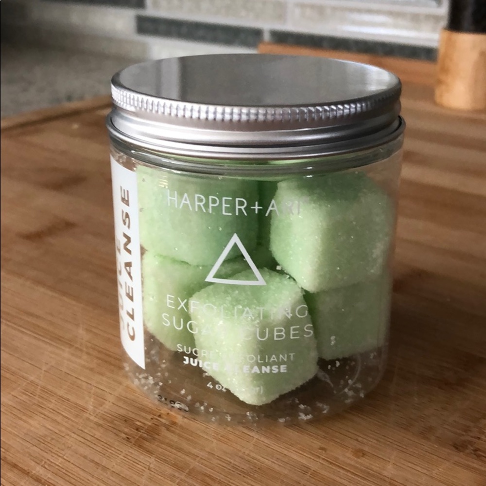 Harper and Ari Exfoliating Sugar Cubes